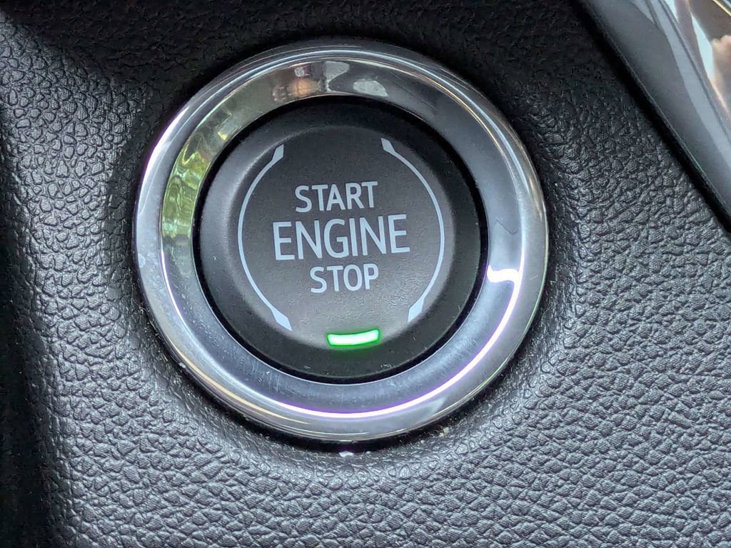 Used 2024 Buick Envista Sport Touring w/ Convenience I Package FWD image 28
