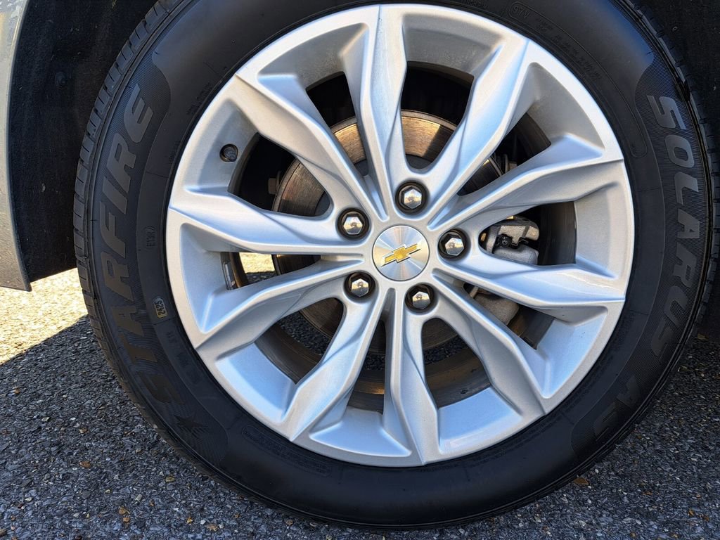 Used 2025 Chevrolet Malibu LT image 27