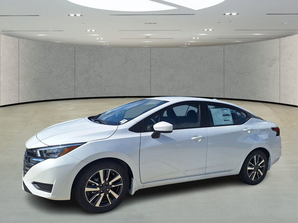 New 2025 Nissan Versa SV w/ Trunk Package