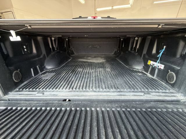 Used 2025 Ford F350 Lariat w/ Tremor Off-Road Package AWD/4WD image 27