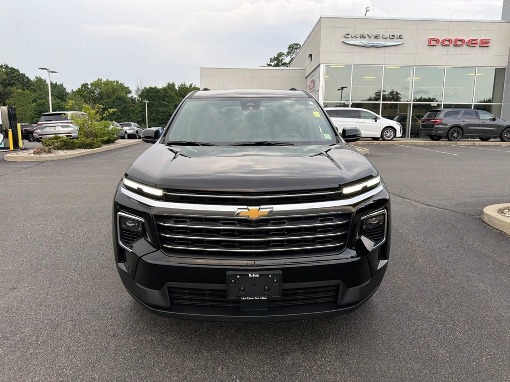 Used 2026 Chevrolet Traverse LT AWD/4WD image 9