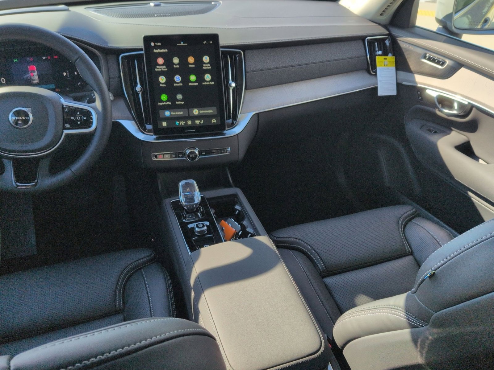 New 2026 Volvo XC90 B6 Ultra w/ Protection Package image 23