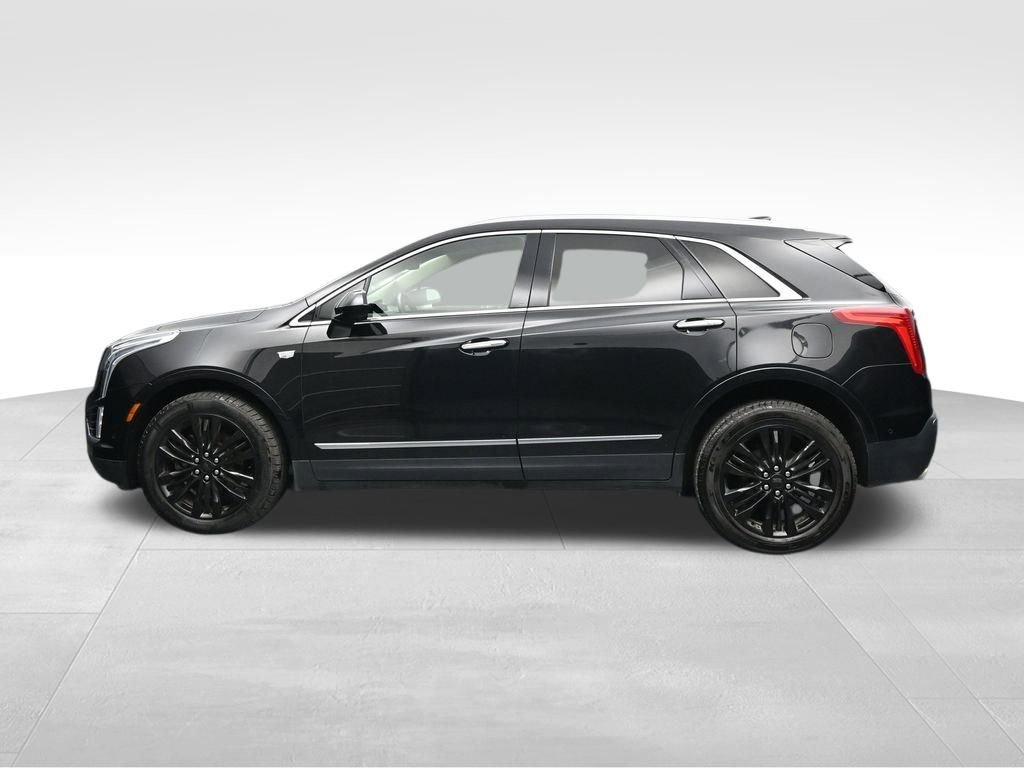 Used 2018 Cadillac XT5 Premium Luxury w/ Driver Assist Package AWD/4WD image 2