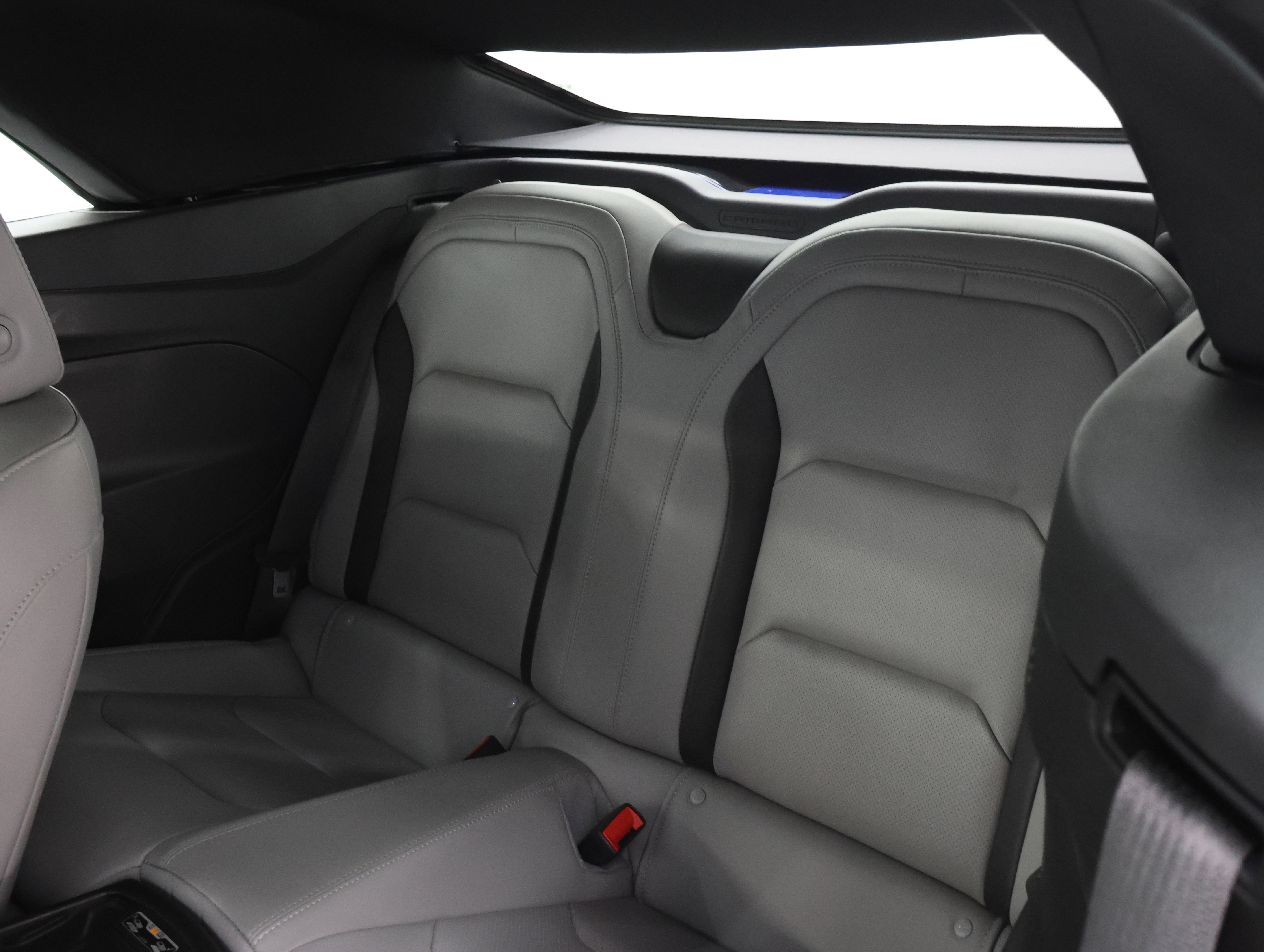 Used 2018 Chevrolet Camaro SS w/ LPO, Ground Effects Package RWD image 36