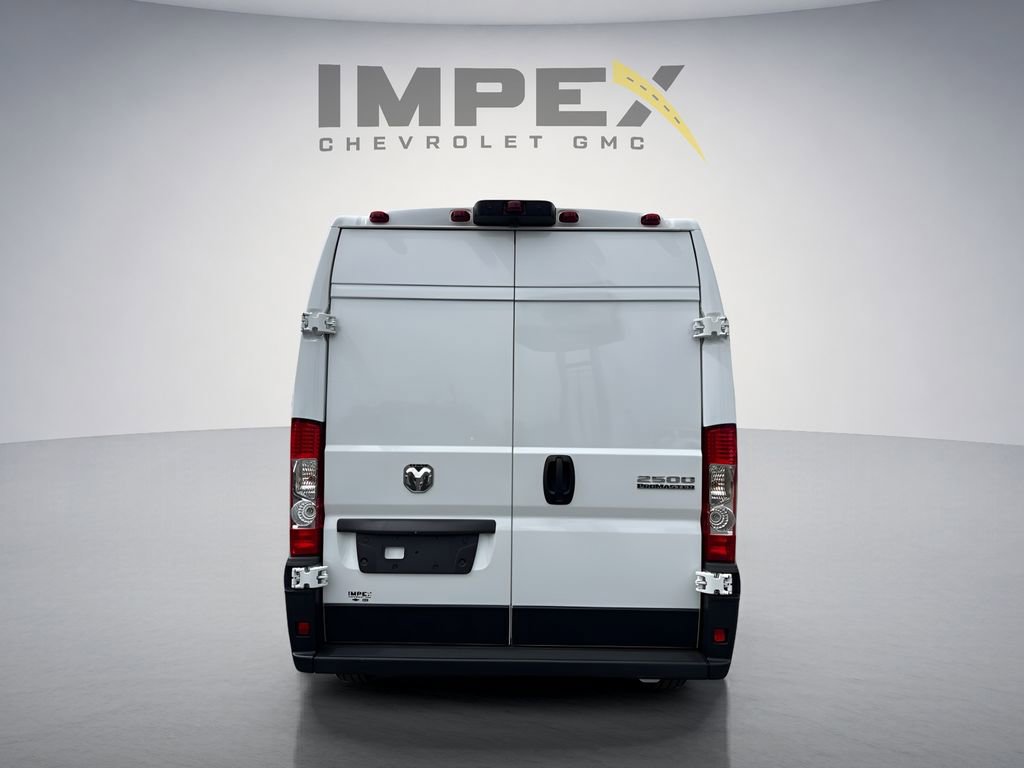 Used 2026 RAM ProMaster 2500 w/ Convenience Group FWD image 4