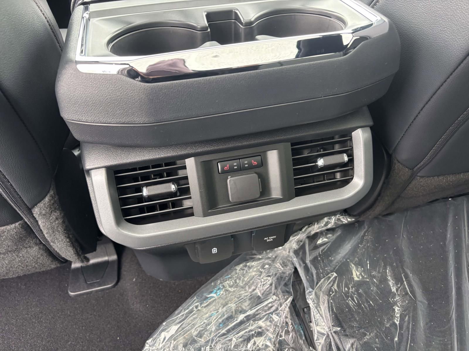 New 2025 Ford F150 Lariat w/ Equipment Group 502A High image 34