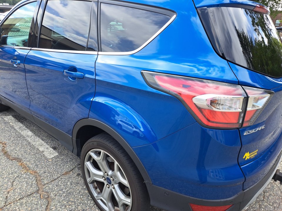 Used 2017 Ford Escape Titanium w/ Equipment Group 301A AWD/4WD image 22