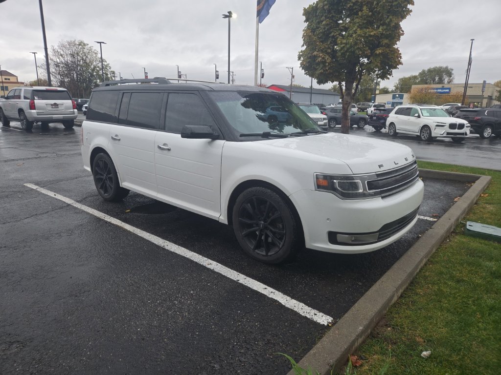 Used 2018 Ford Flex Limited w/ Equipment Group 303A AWD/4WD image 7
