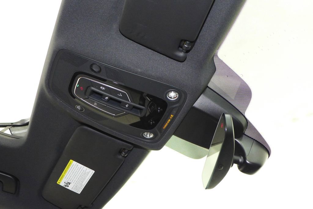 Used 2023 Audi Q5 2.0T Premium w/ Convenience Package image 17