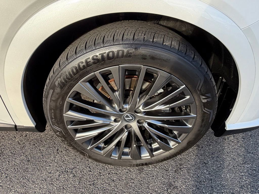 Used 2024 Lexus RX 350 AWD image 15