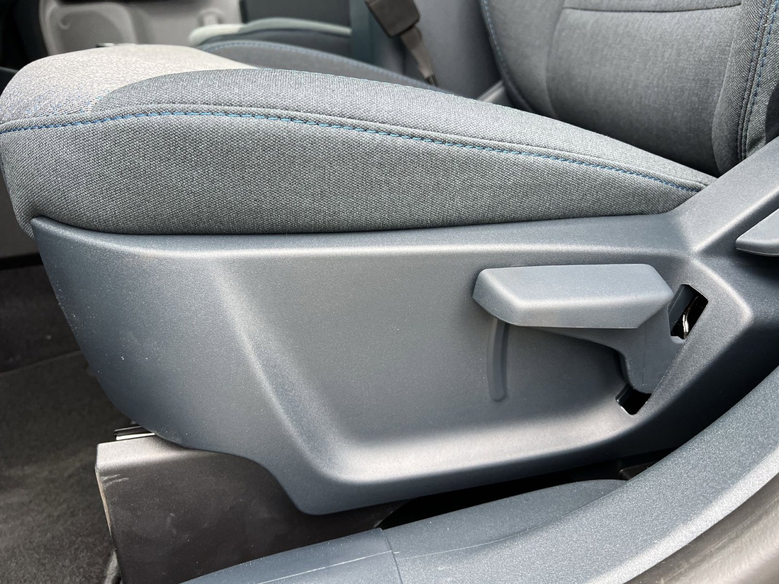 New 2025 Ford Maverick XLT w/ Equipment Group 302A image 14