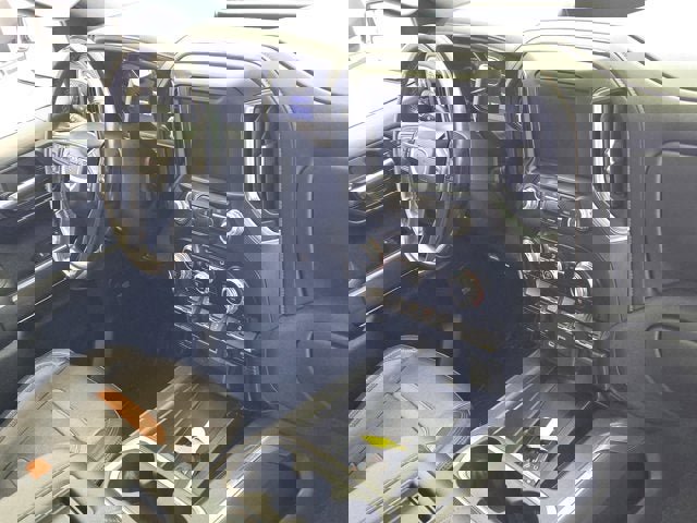 Used 2022 GMC Sierra 1500 AT4 image 5