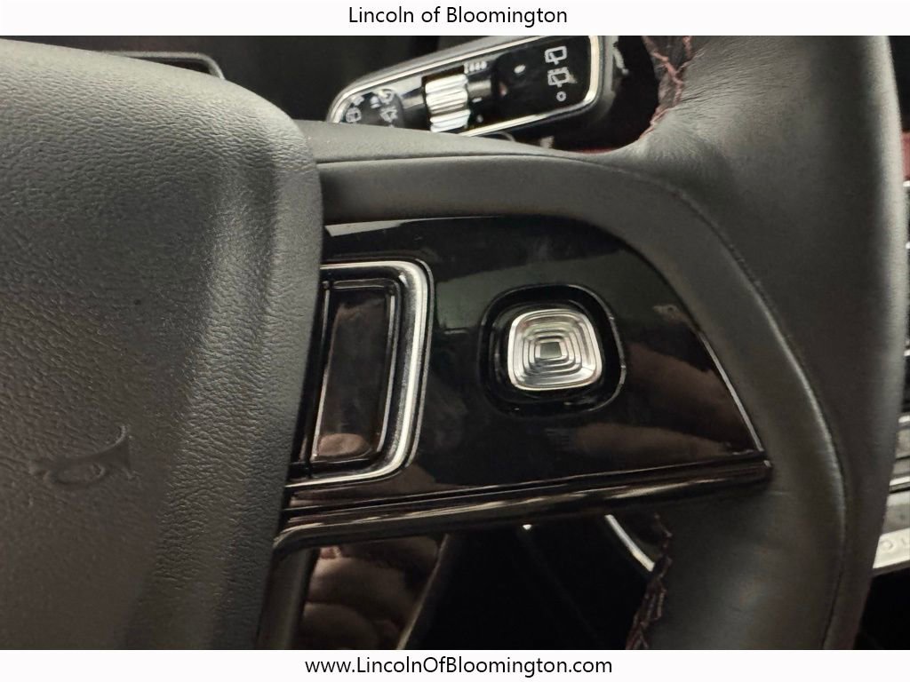 New 2025 Lincoln Corsair Reserve w/ Equipment Group 202A image 44