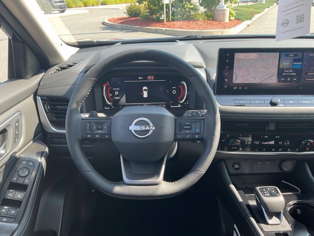 New 2026 Nissan Rogue Platinum w/ Platinum Premium Package AWD/4WD image 17