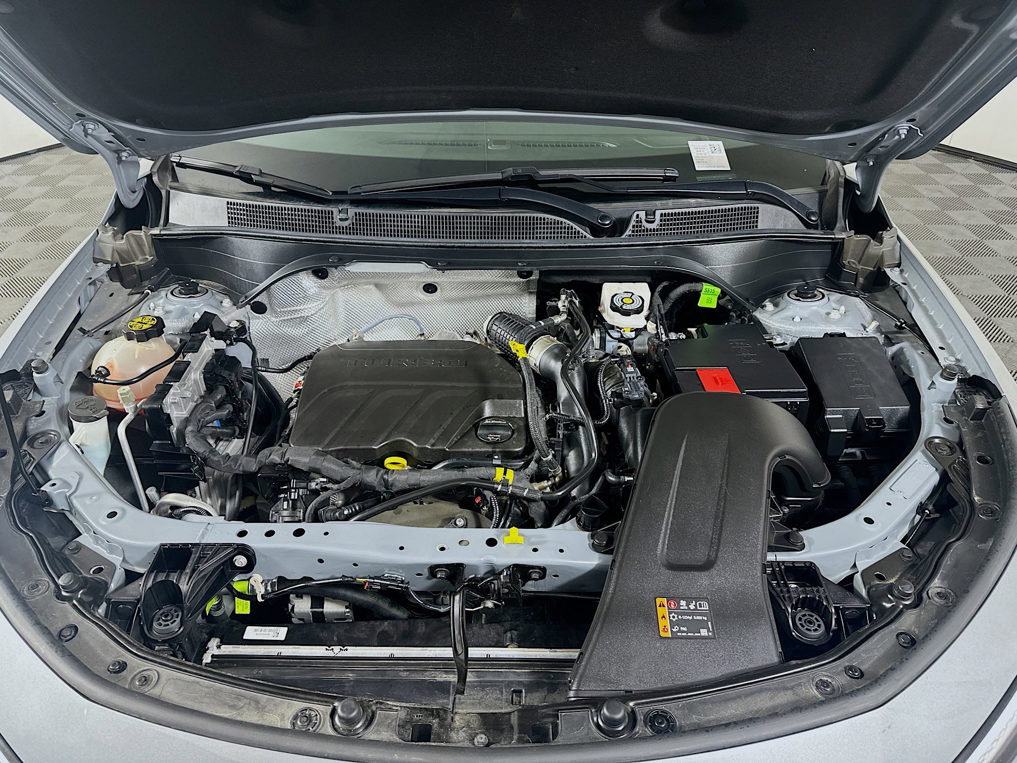 Used 2025 Buick Envista Preferred image 32