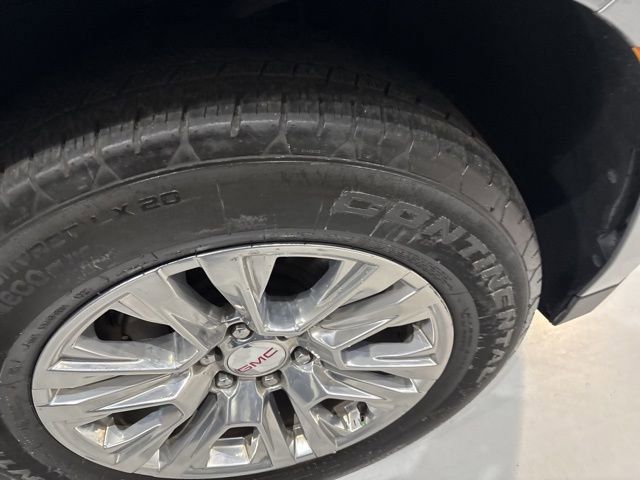 Used 2022 GMC Yukon XL Denali image 39