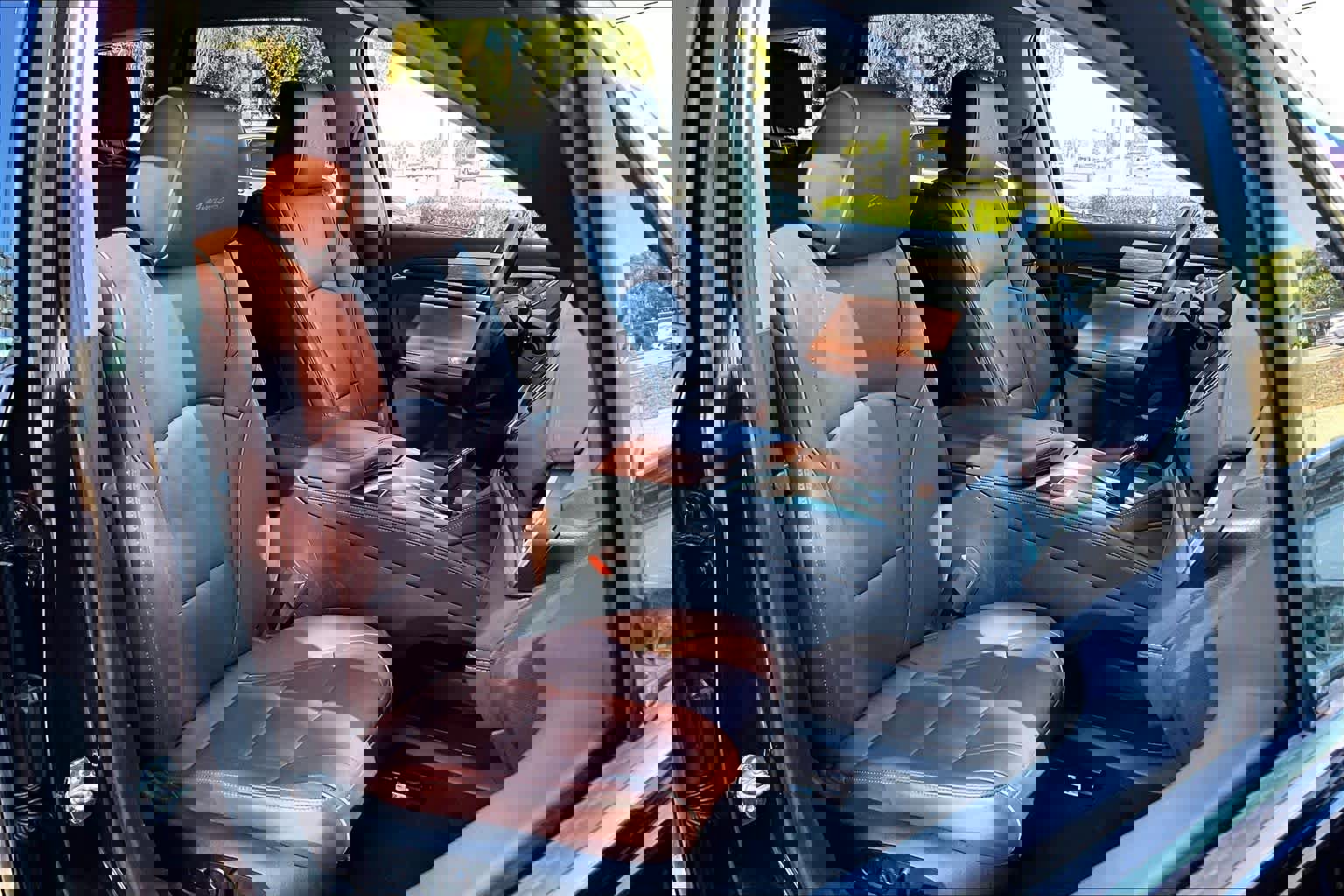 Used 2021 Buick Enclave Avenir w/ Avenir Technology Package image 9