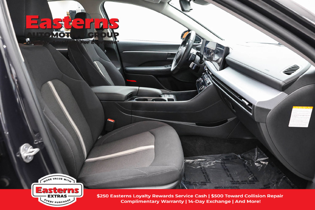 Used 2024 Hyundai Sonata SEL FWD image 25