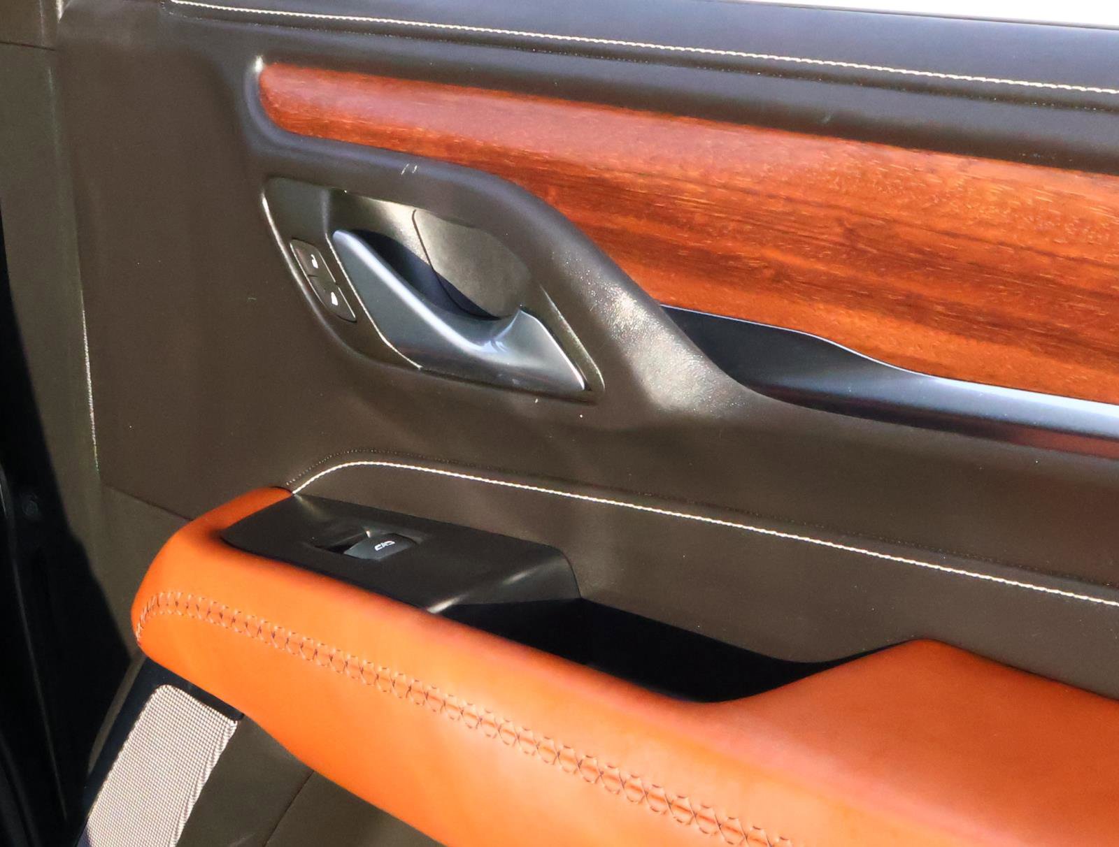 Used 2024 GMC Yukon Denali Ultimate image 20