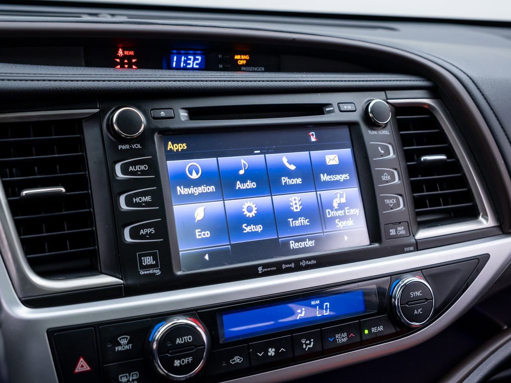 Used 2018 Toyota Highlander Limited image 26