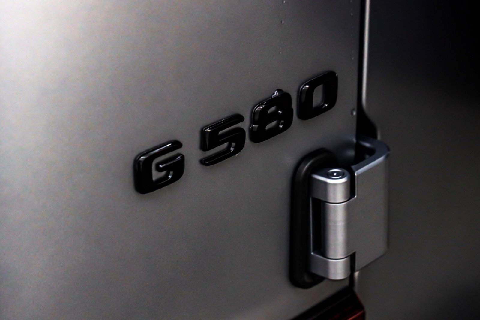 New 2026 Mercedes-Benz G 580 w/ EQ Technology image 9