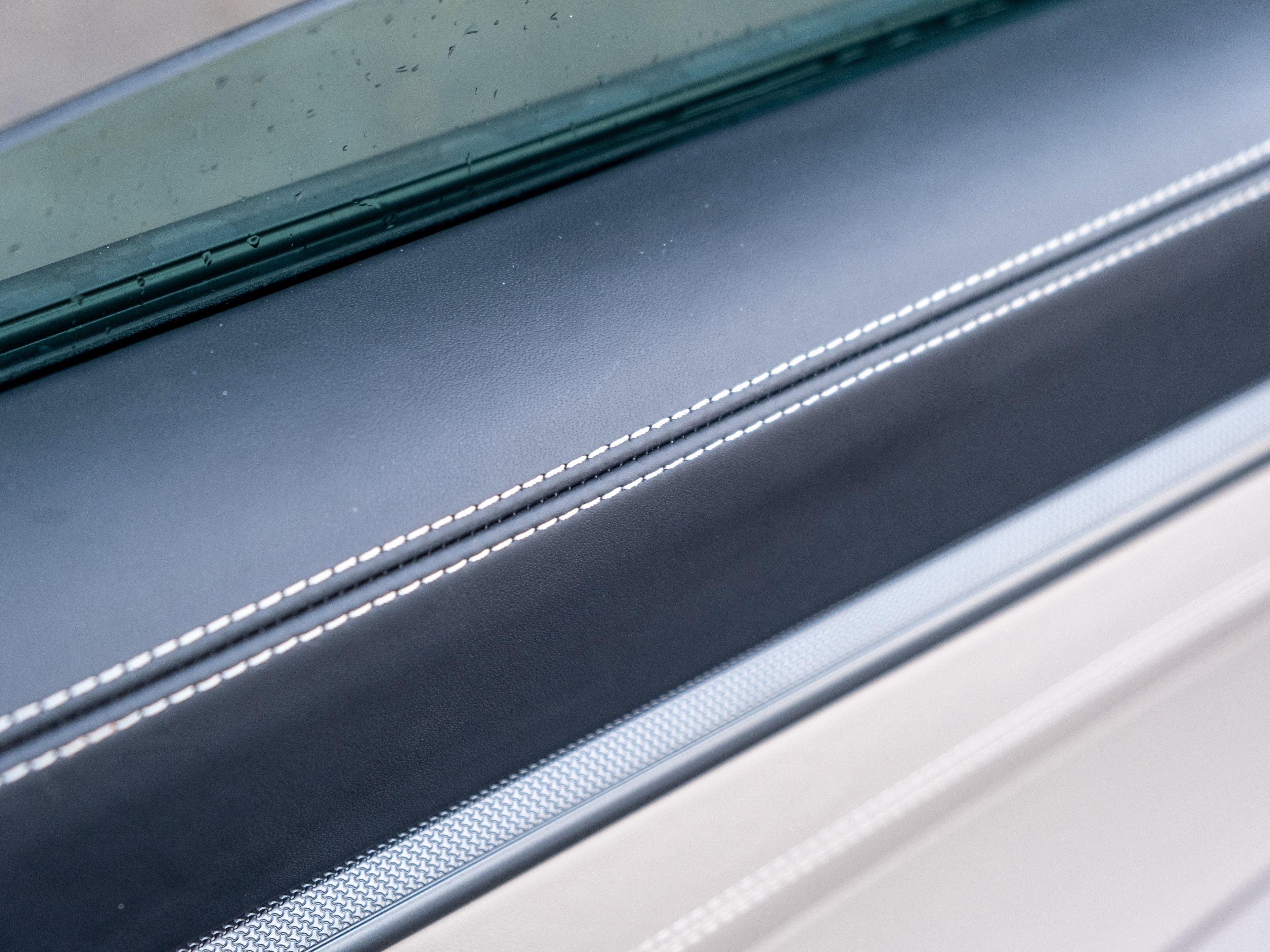 Certified 2025 Porsche 911 Carrera image 17