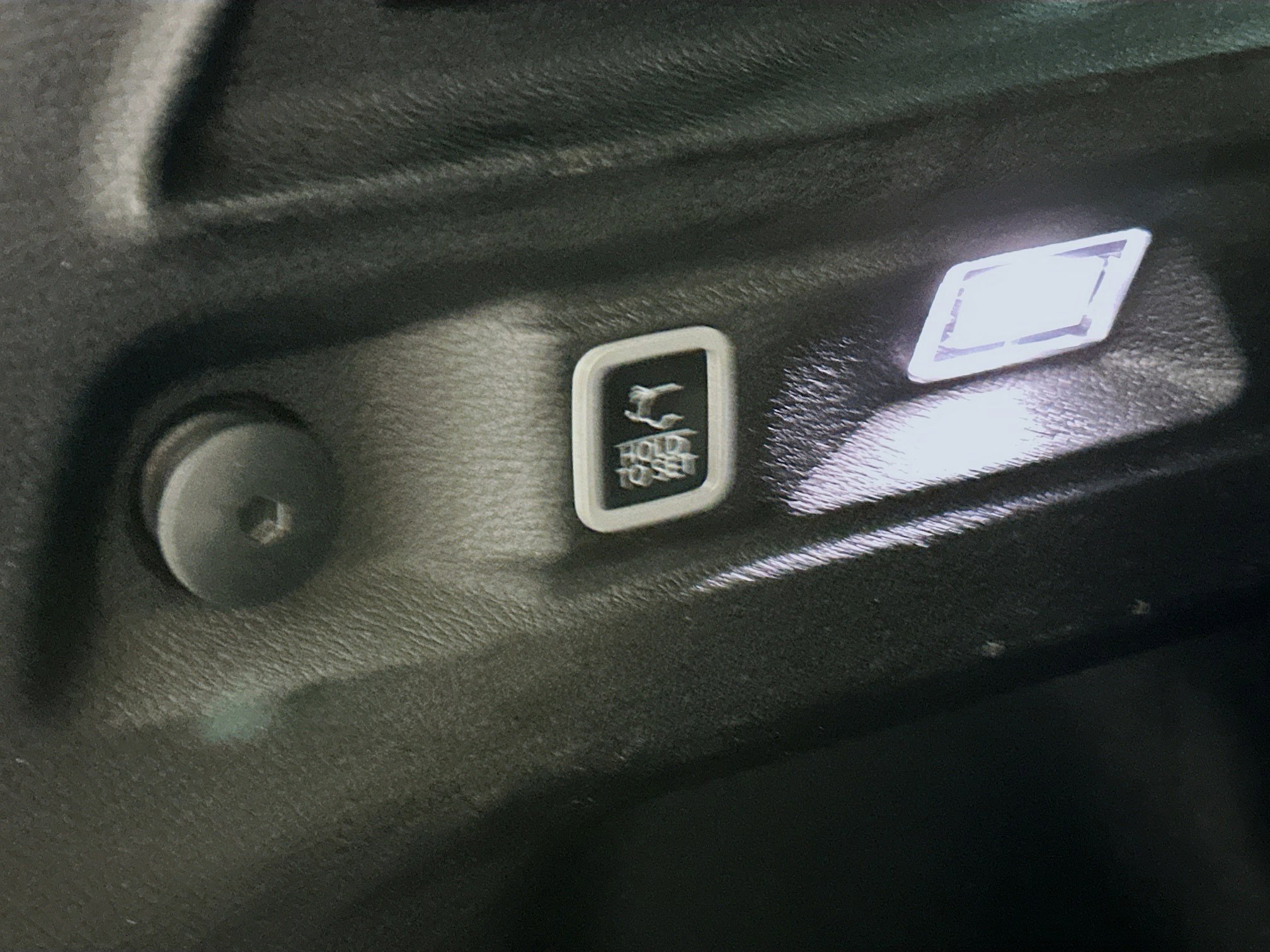 Used 2024 Jeep Grand Cherokee L Limited w/ Luxury Tech Group II image 33