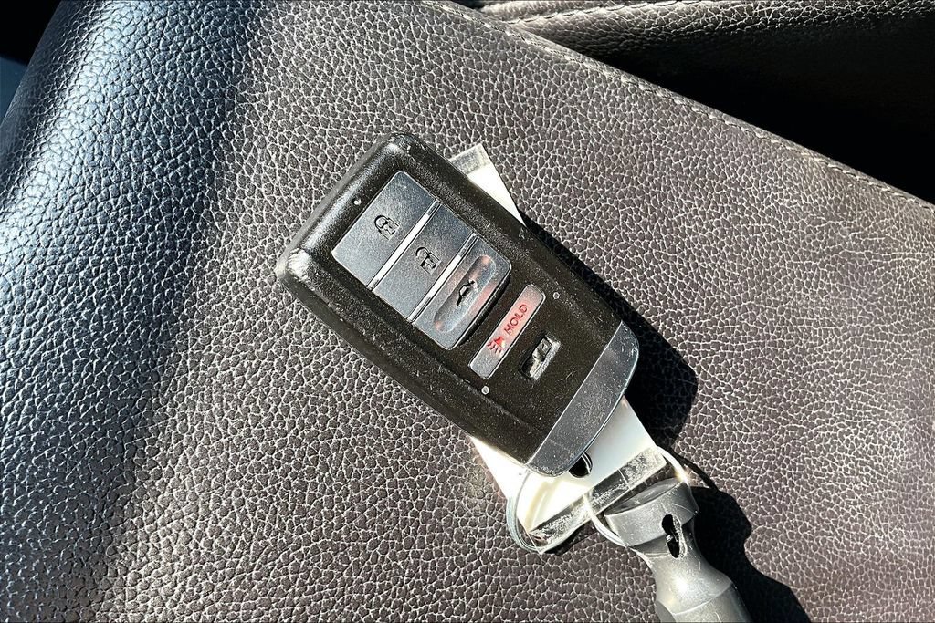 Used 2017 Acura ILX FWD image 12