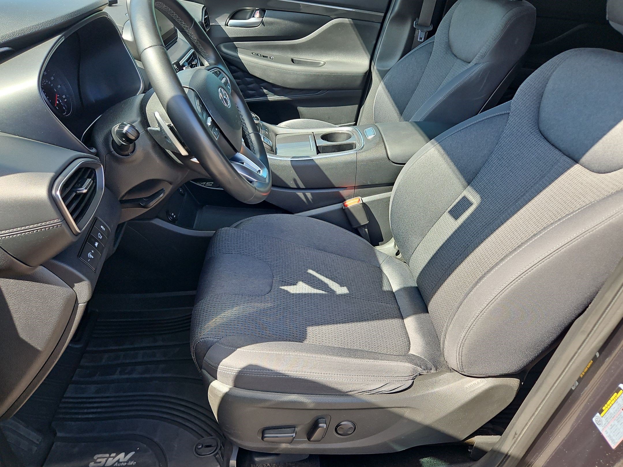 Used 2023 Hyundai Santa Fe SEL w/ Winter Weather Package AWD/4WD image 24