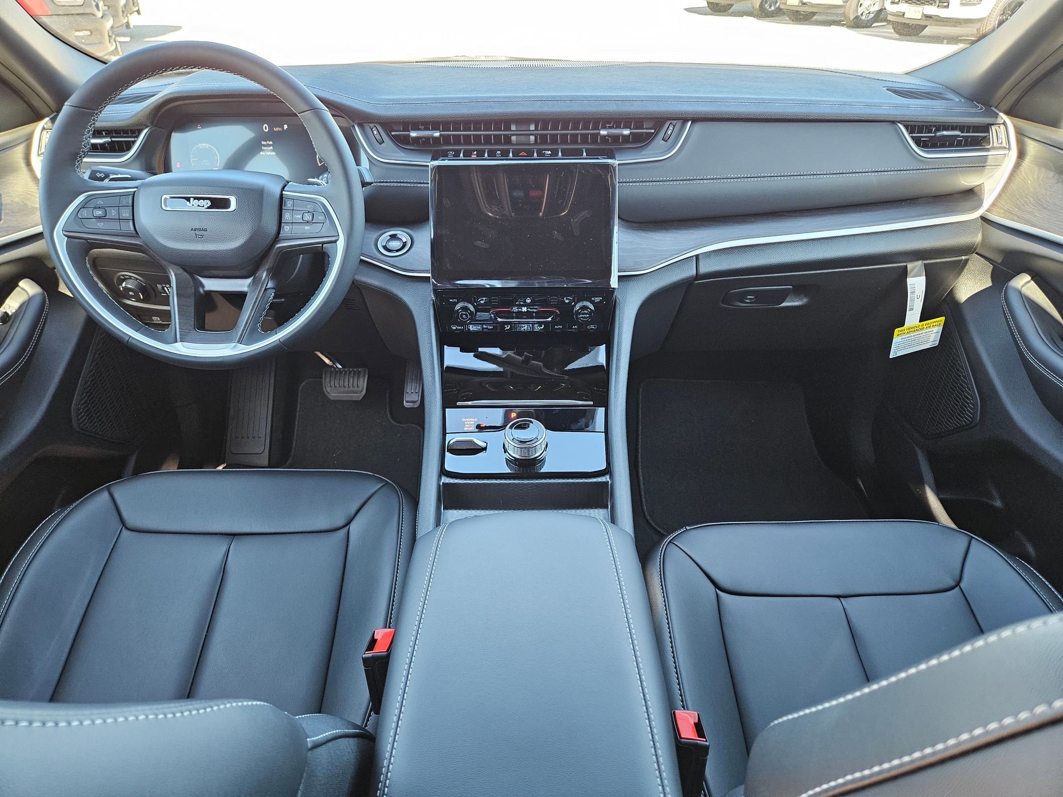 New 2025 Jeep Grand Cherokee L Limited image 15