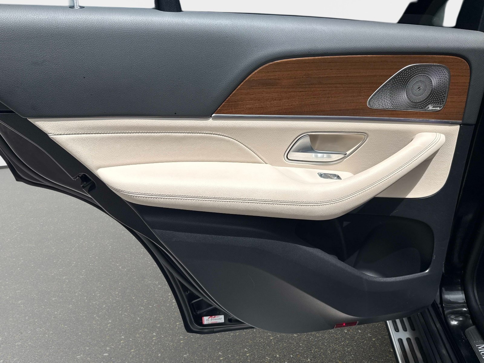 Used 2022 Mercedes-Benz GLE 350 image 11