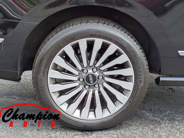 Used 2018 Lincoln Navigator Reserve w/ Technology Package AWD/4WD image 12
