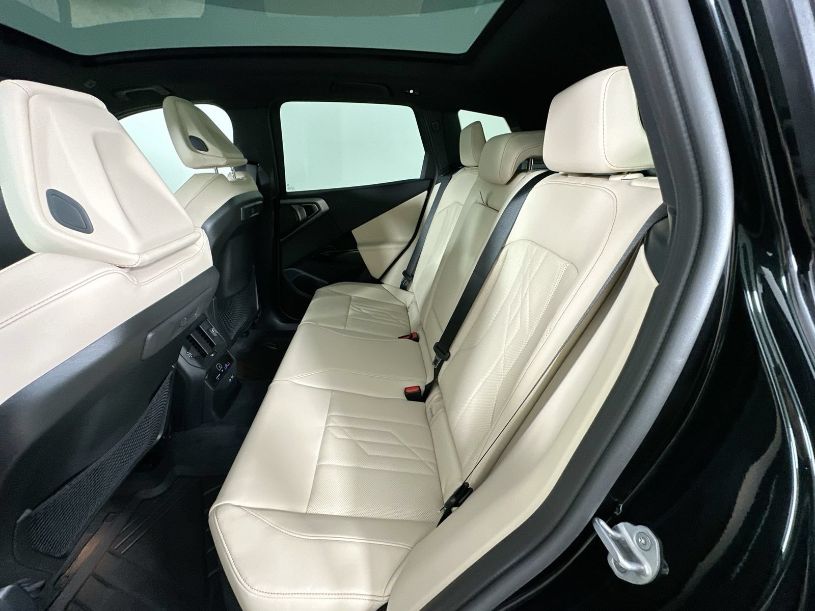 New 2026 BMW X3 xDrive30i w/ Convenience Package AWD/4WD image 37