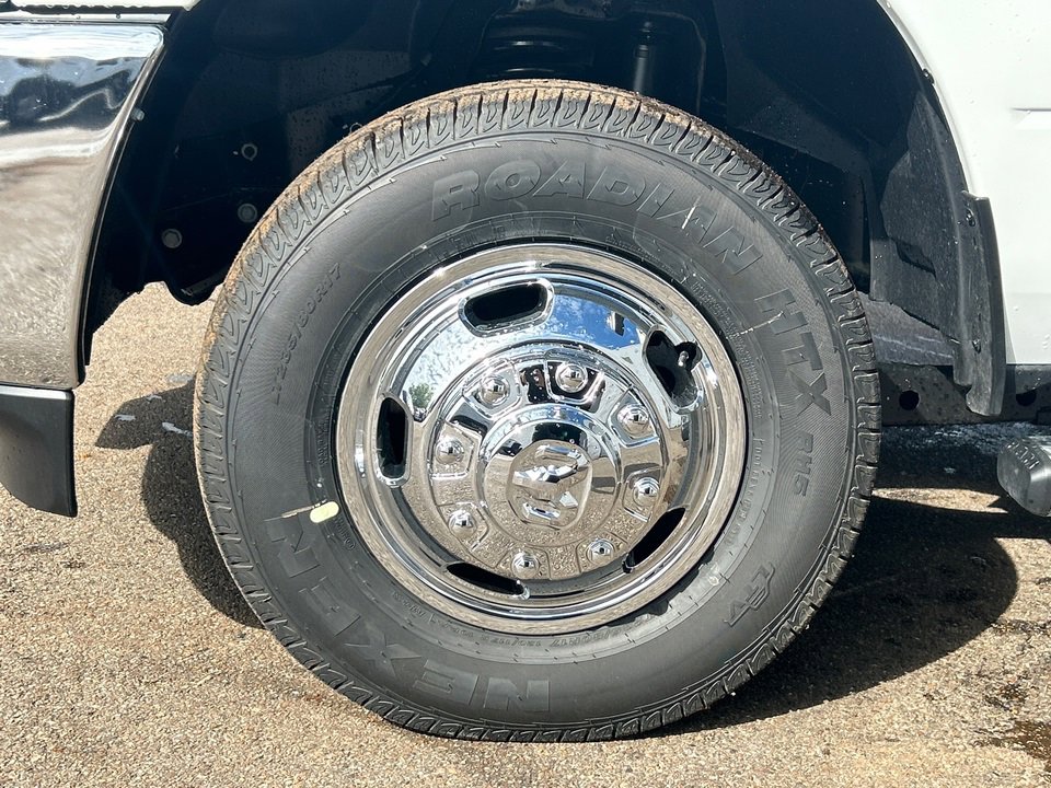 New 2024 RAM 3500 Tradesman image 11