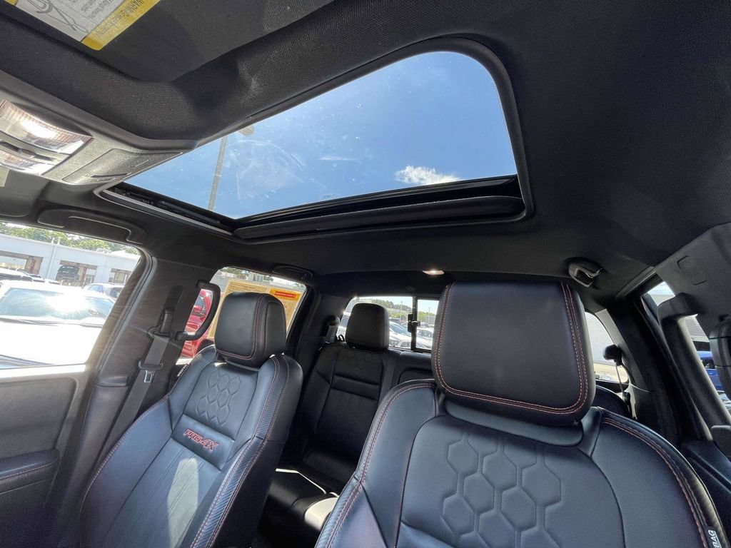 Used 2023 Nissan Frontier PRO-4X w/ Pro-4X Premium Package AWD/4WD image 20