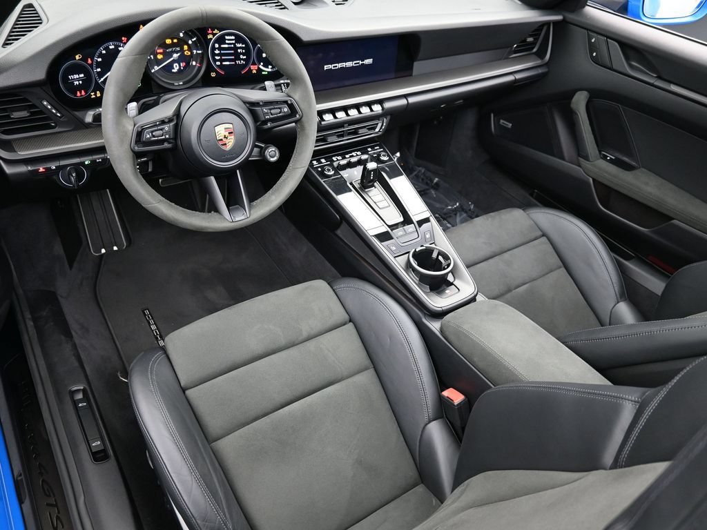 Certified 2022 Porsche 911 Targa 4 GTS AWD/4WD image 4