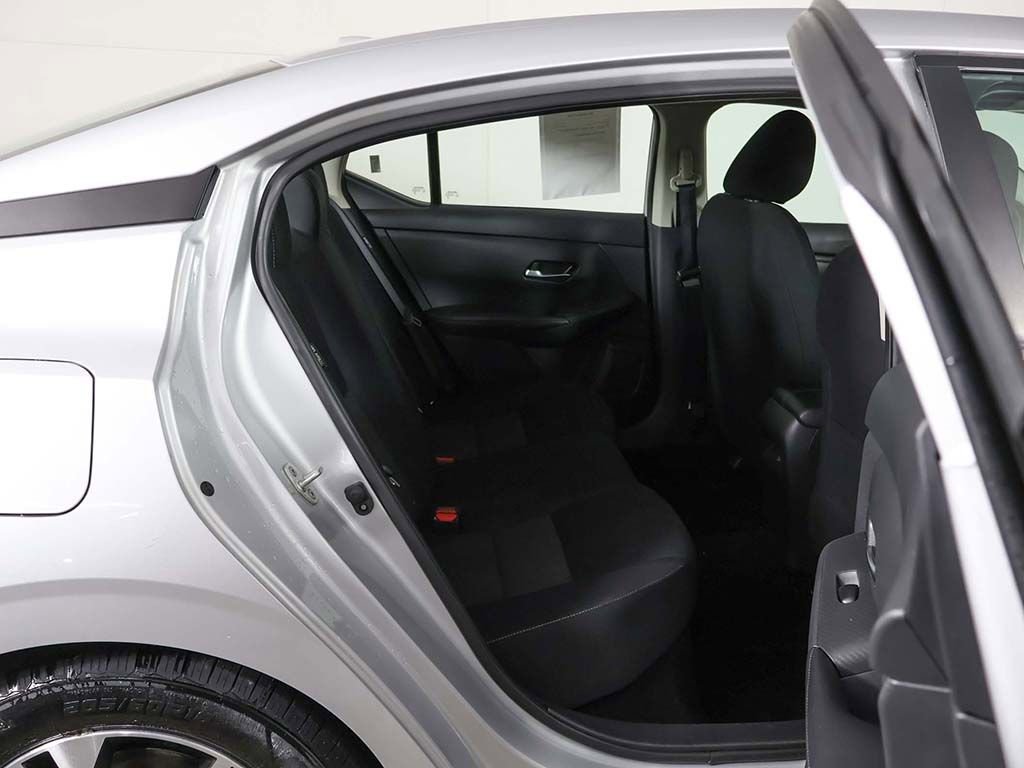 Used 2023 Nissan Sentra SV FWD image 29