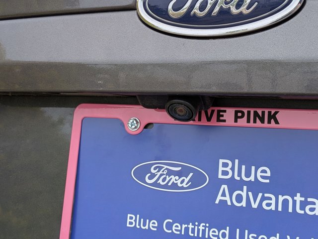 Used 2020 Ford Fusion SE FWD image 10