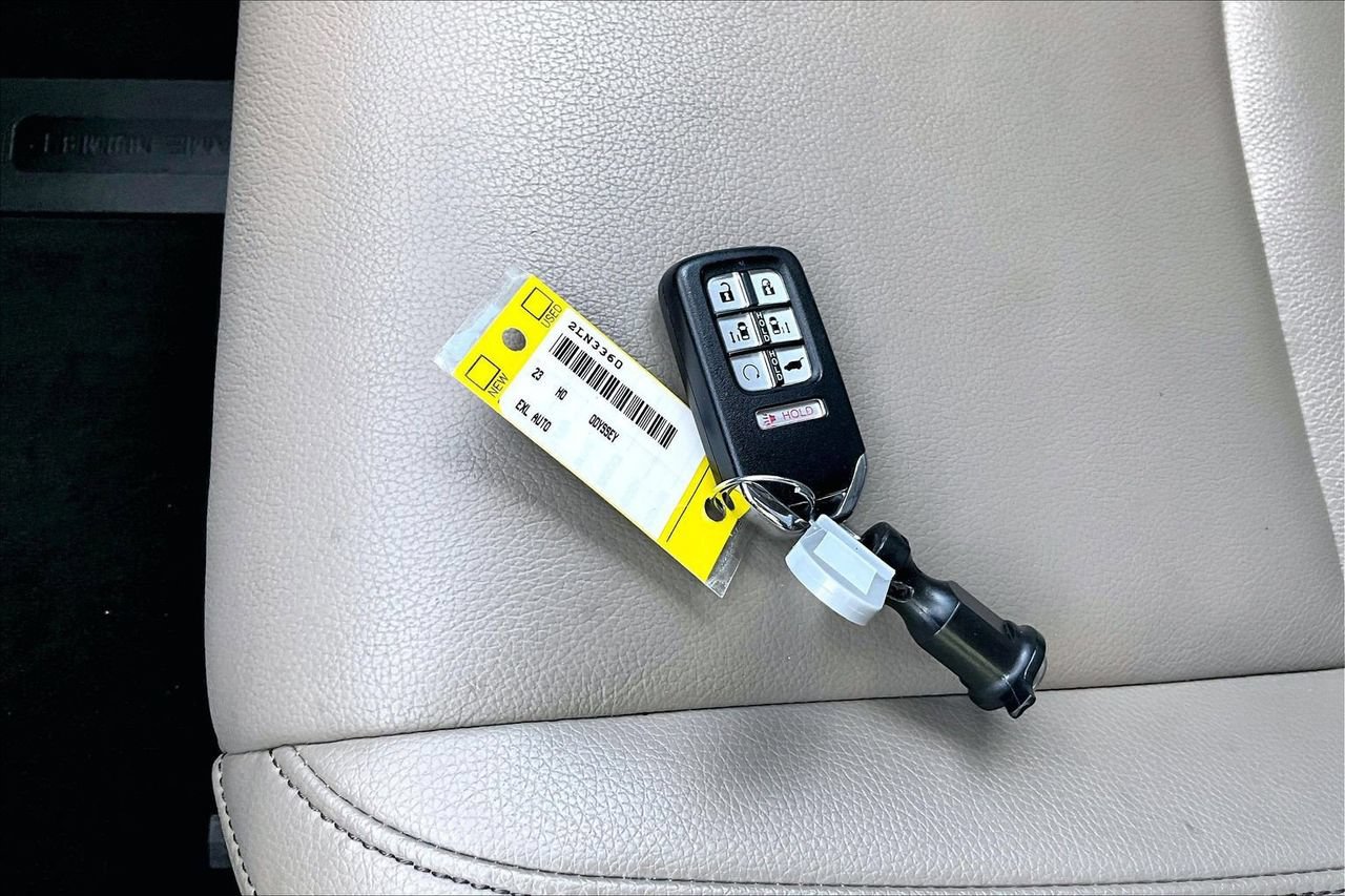Used 2023 Honda Odyssey EX-L image 33