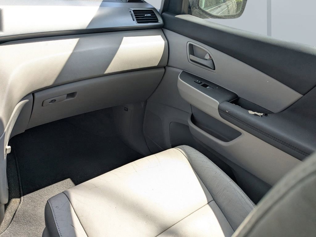 Used 2012 Honda Odyssey EX-L image 18