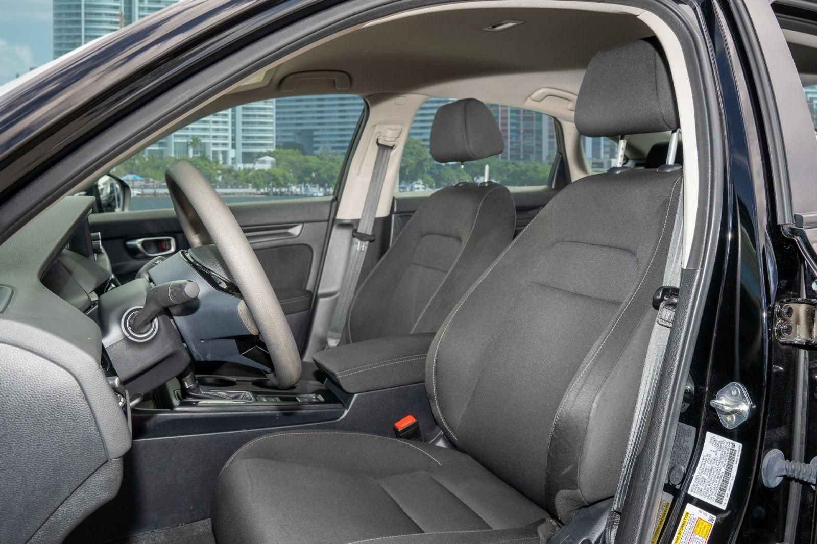 Used 2023 Honda Civic LX image 17