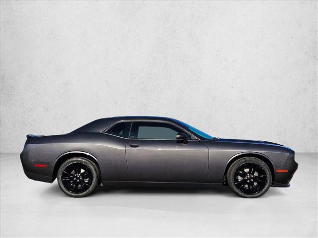 Used 2016 Dodge Challenger SXT w/ Blacktop Package image 4