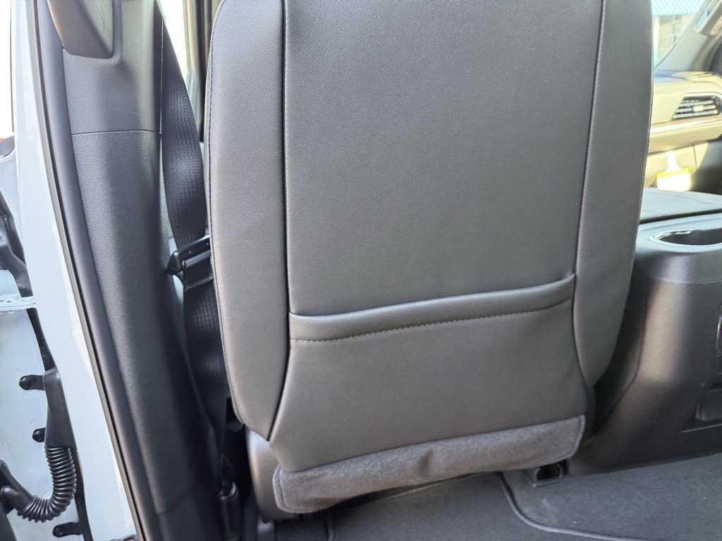 New 2026 Chevrolet Suburban LT w/ Comfort Package image 32