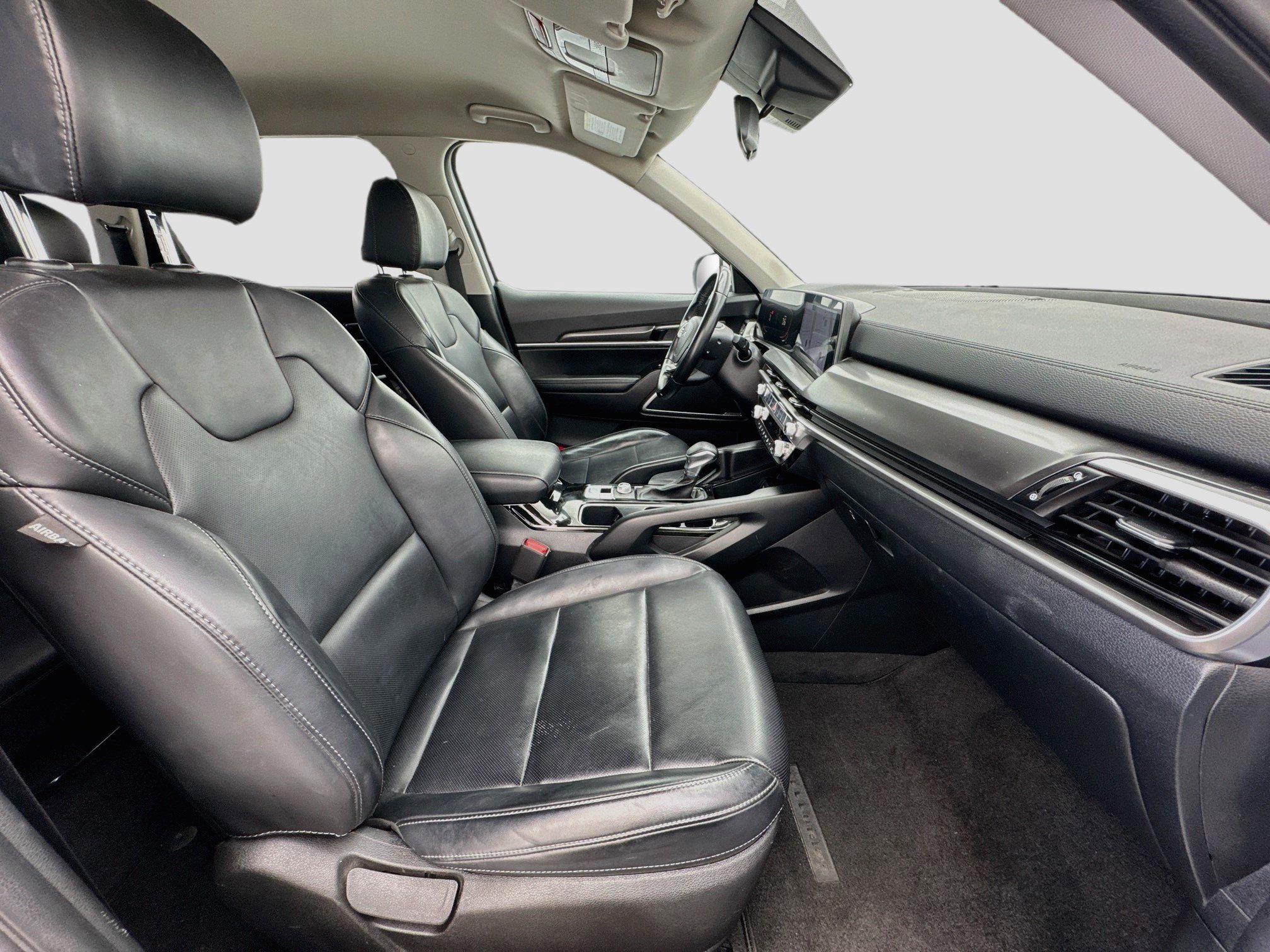 Used 2024 Kia Telluride LX FWD image 18
