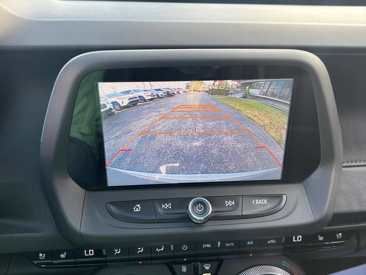 Used 2017 Chevrolet Camaro LT image 17