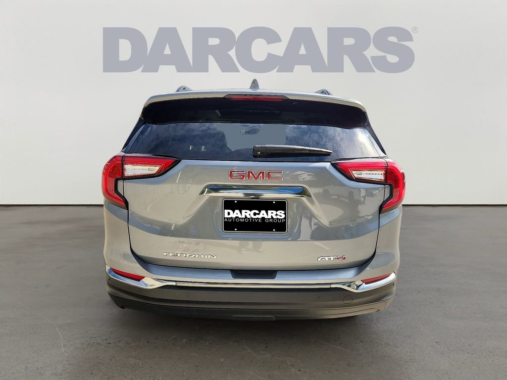 Used 2024 GMC Terrain AT4 w/ Infotainment Package II image 5