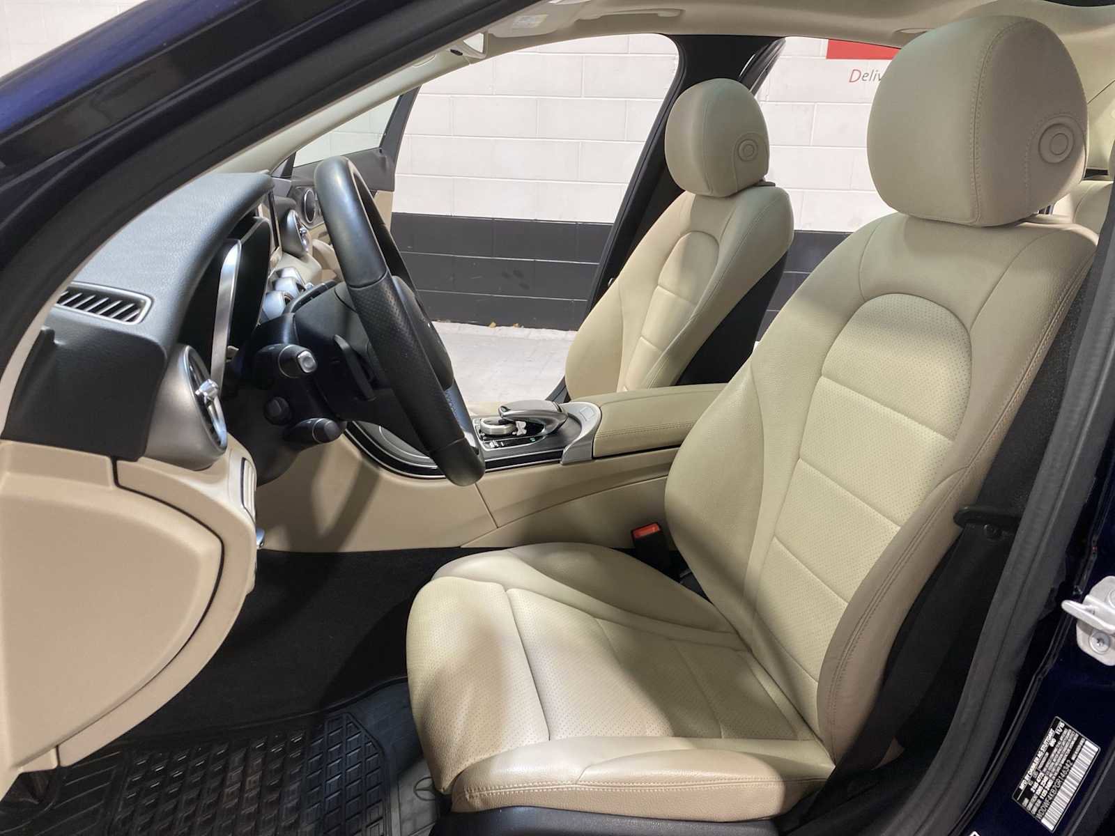 Used 2016 Mercedes-Benz C 300 4MATIC Sedan image 11