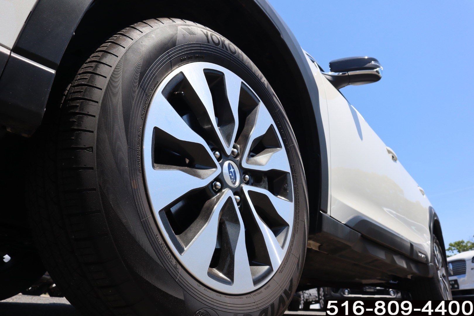 Used 2025 Subaru Outback Limited AWD/4WD image 11