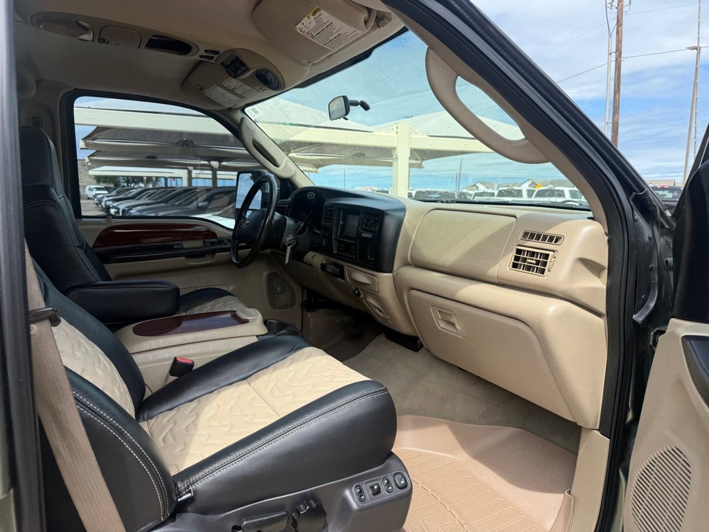 Used 2005 Ford Excursion Eddie Bauer image 17