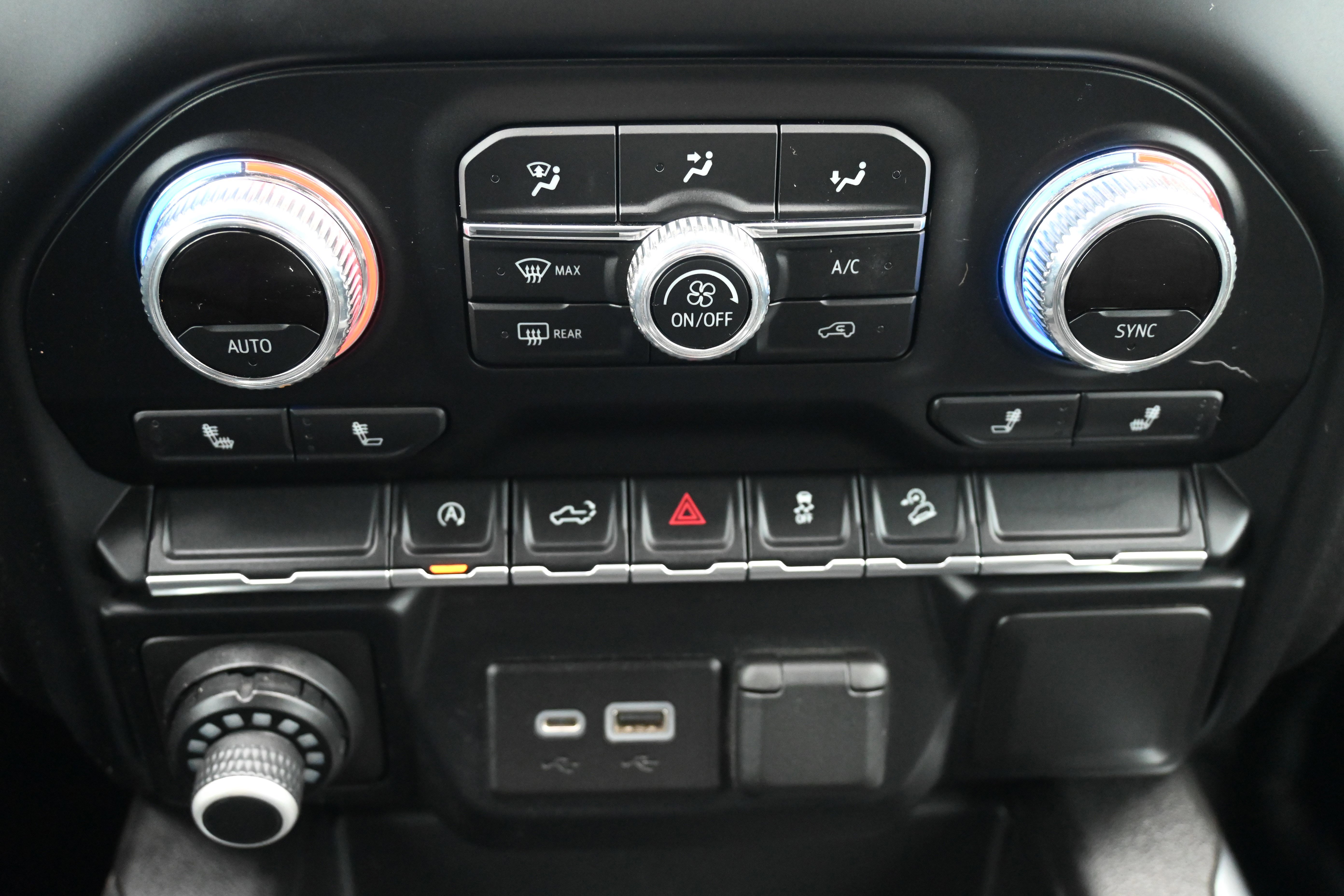 Used 2021 GMC Sierra 1500 Elevation image 28